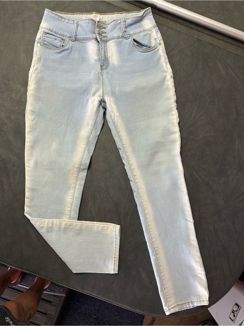 Bamboo size 17 Light Blue Women's High-Waist Skinny Jeans never worn